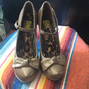 Speed Limit 98 | Brown Patent Leather Heel